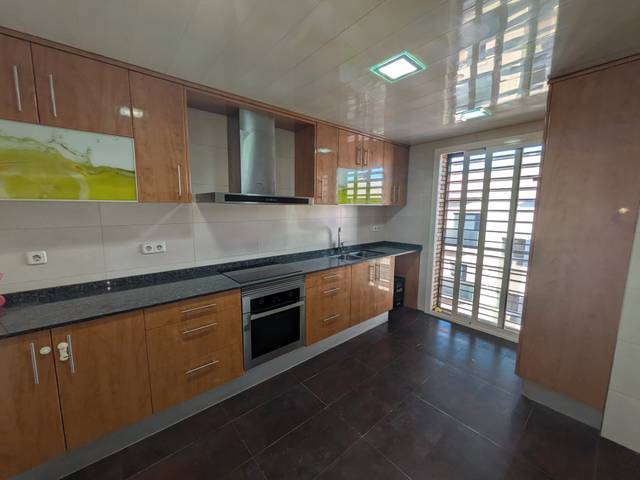 Dúplex en Venta en Carrer del Barcelonès en Fontsanta - Fatjó