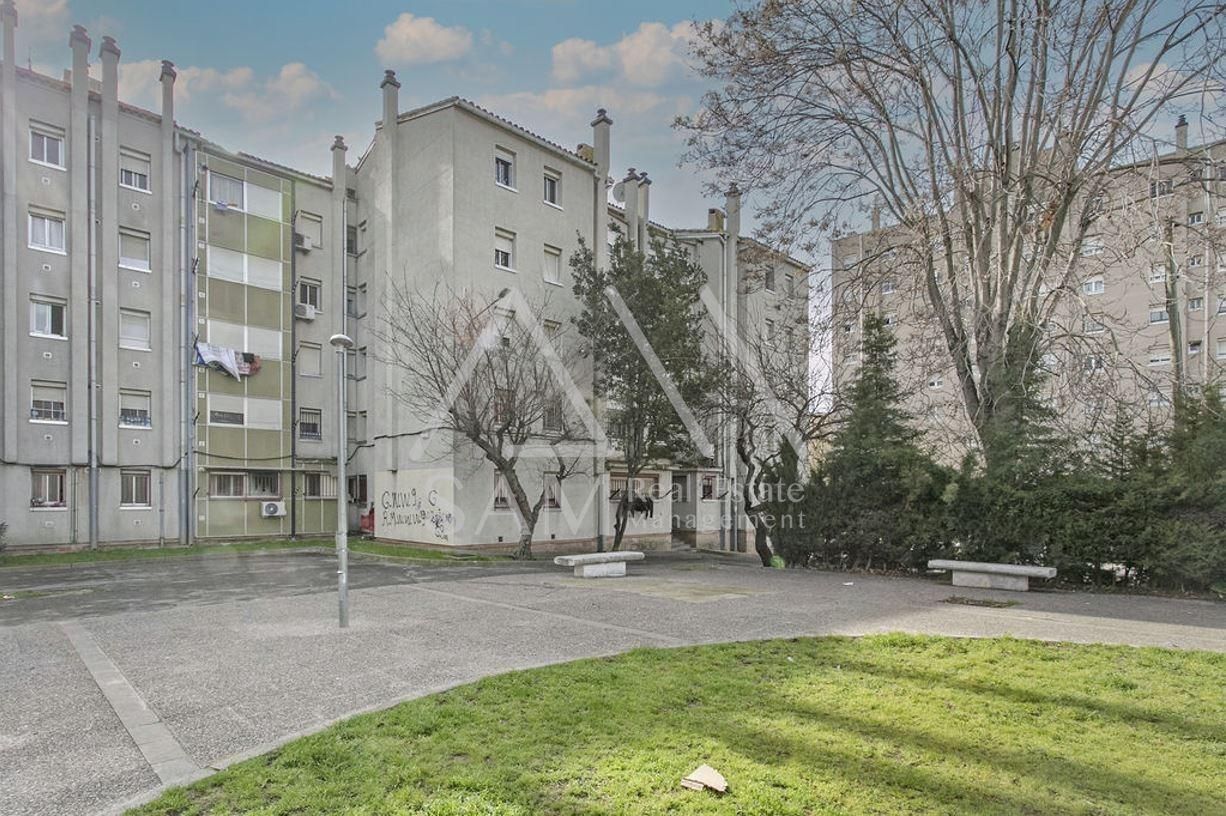 Exterior view of Flat for sale in Sabadell