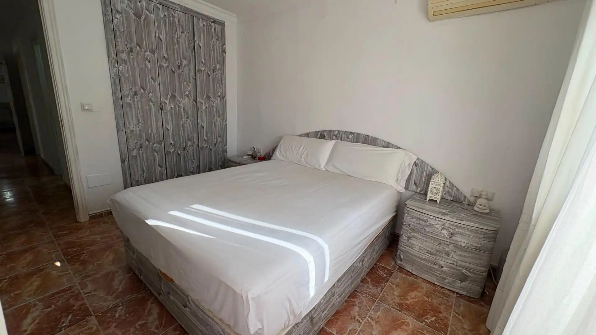 Habitación de Piso de alquiler en Málaga con Aire acondicionado, Amueblado y Balcón