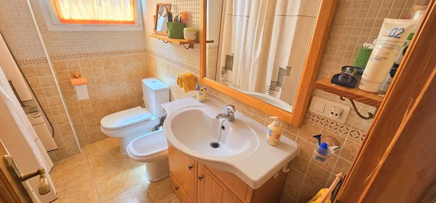 Bany de Casa o xalet en venda en Vélez-Málaga amb Aire condicionat, Calefacció i Terrassa