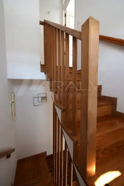 Einfamilien-Reihenhaus zur Miete in Madrid, Madrid