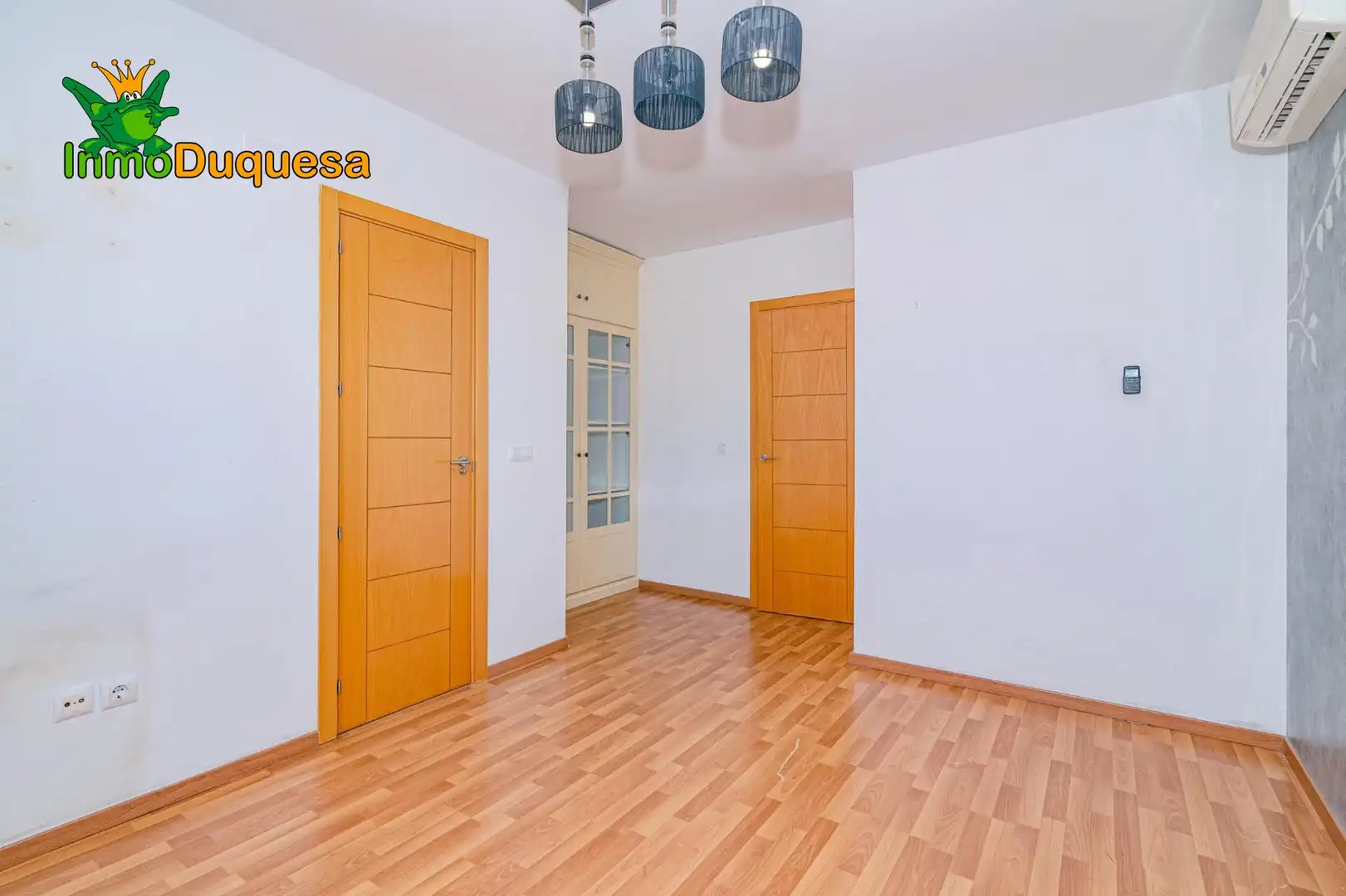 Semi-detached house with terrace for sale in Jun, imagen 30