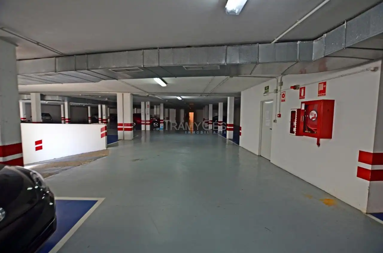 Garage zum Verkauf in MANUEL ALVAREZ, A Guarda