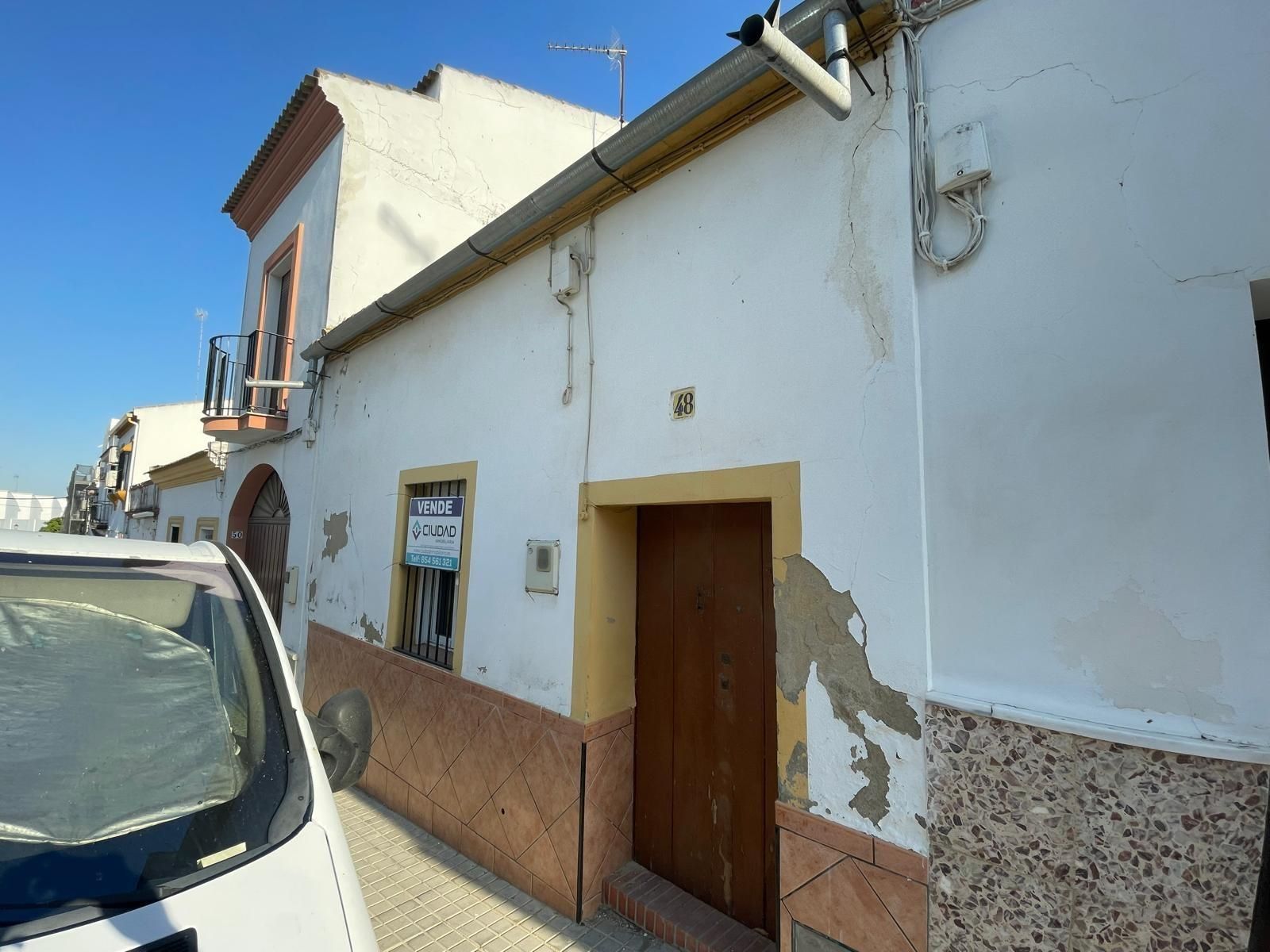Exterior view of House or chalet for sale in Fuentes de Andalucía