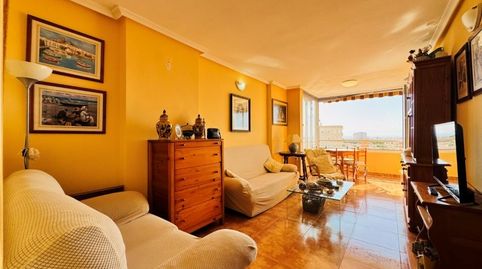 Foto 2 de Apartament en venda a Nueva Torrevieja, Torrevieja