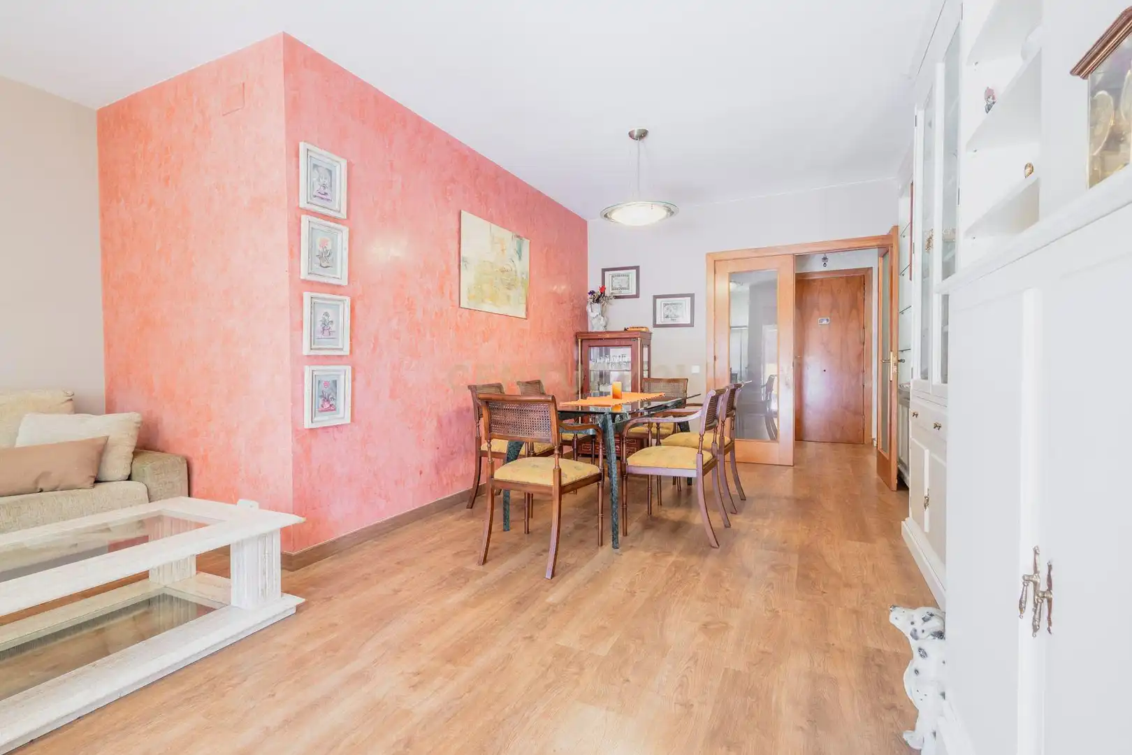 Comedor de Apartamento en venta en Sant Feliu de Llobregat con Trastero y Balcón