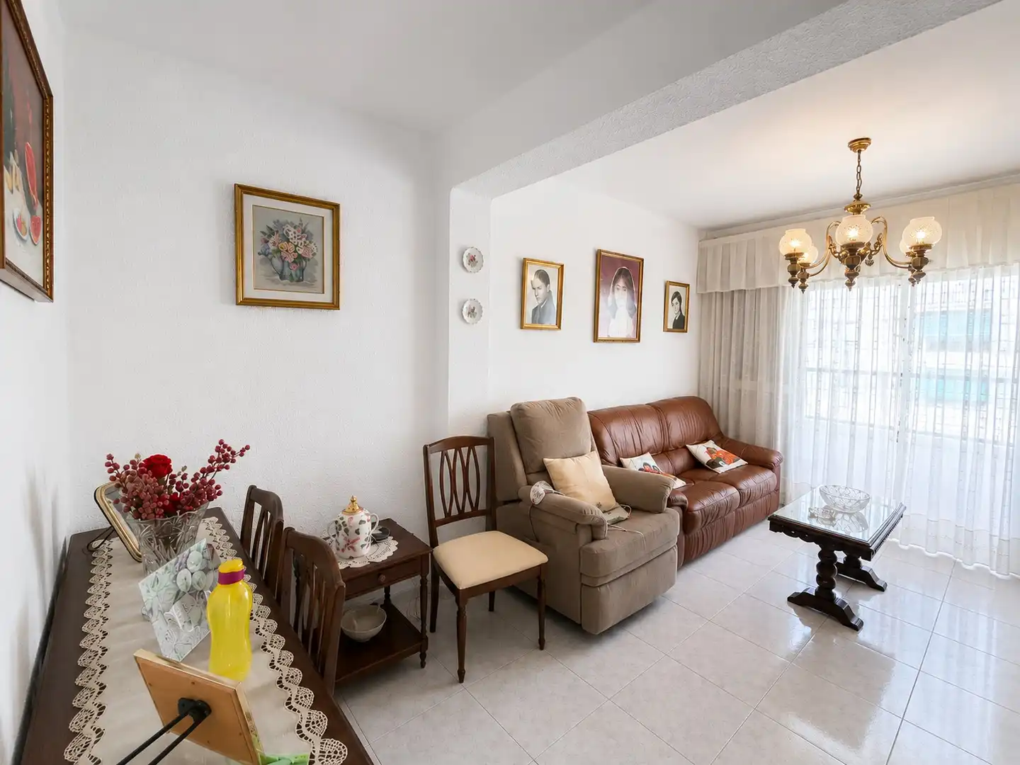 Sala de estar de Piso en venta en Torremolinos con Terraza, Amueblado y Horno