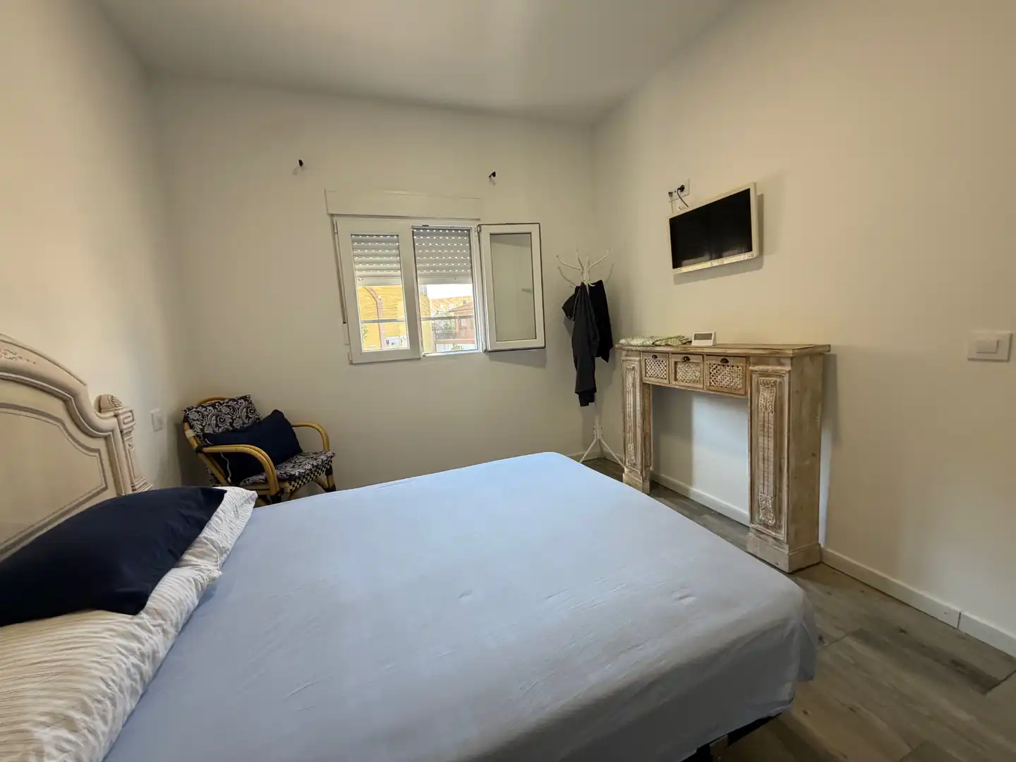 Bedroom of Houses for sale in Cenicientos  with Air Conditioner, Private garden and Terrace