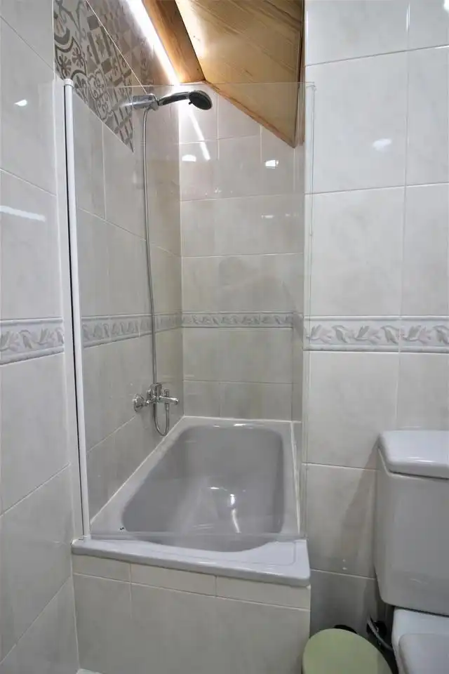 Bathroom of Flat for rent in Almería  with Air Conditioner, Furnished and Internet