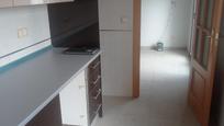 Kitchen of Flat for sale in Villarejo de Salvanés  with Air Conditioner, Heating and Storage room