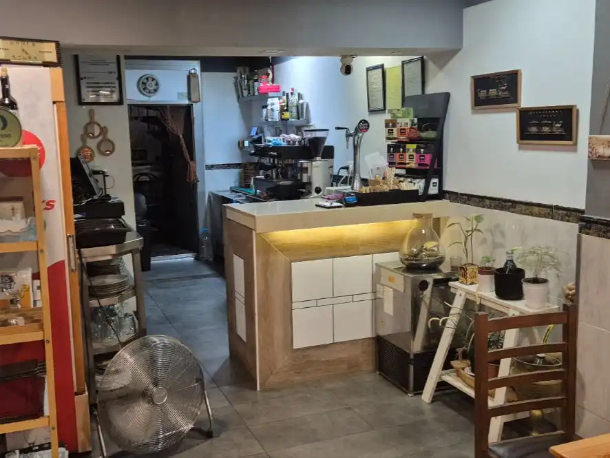 Local comercial en traspaso en Sant climent 8, imagen 3