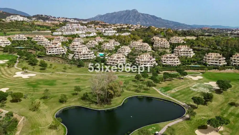 Vista exterior de Planta baja de alquiler en Benahavís con Aire acondicionado, Terraza y Trastero
