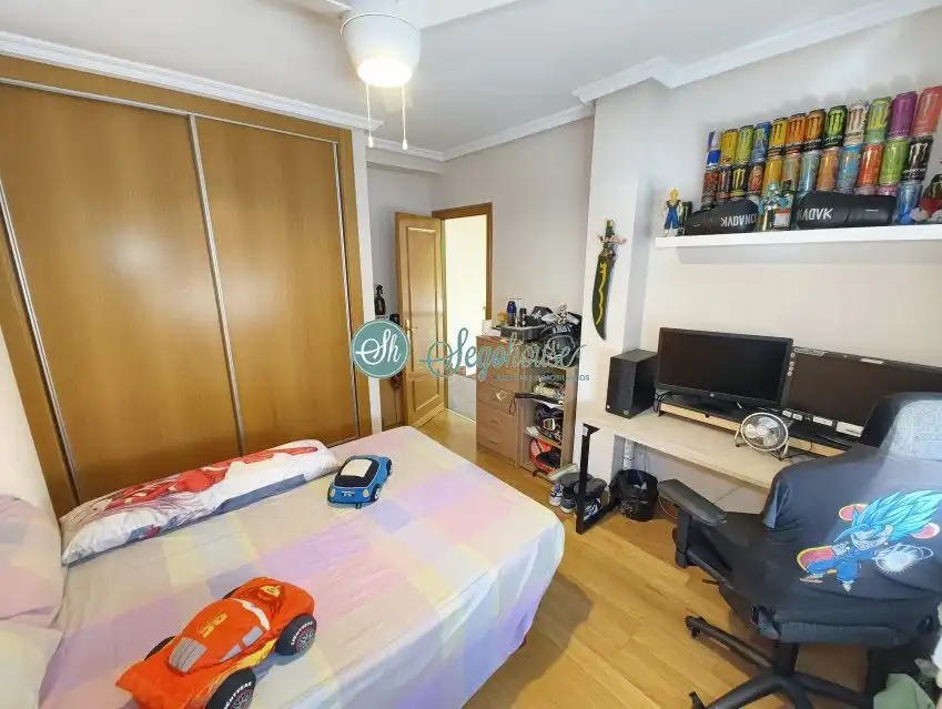Habitación de Casa o chalet en venta en Segovia con Calefacción y Trastero