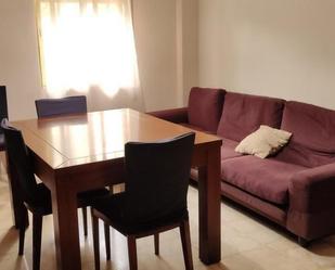 Living room of Flat for sale in  Sevilla Capital  with Air Conditioner and Terrace