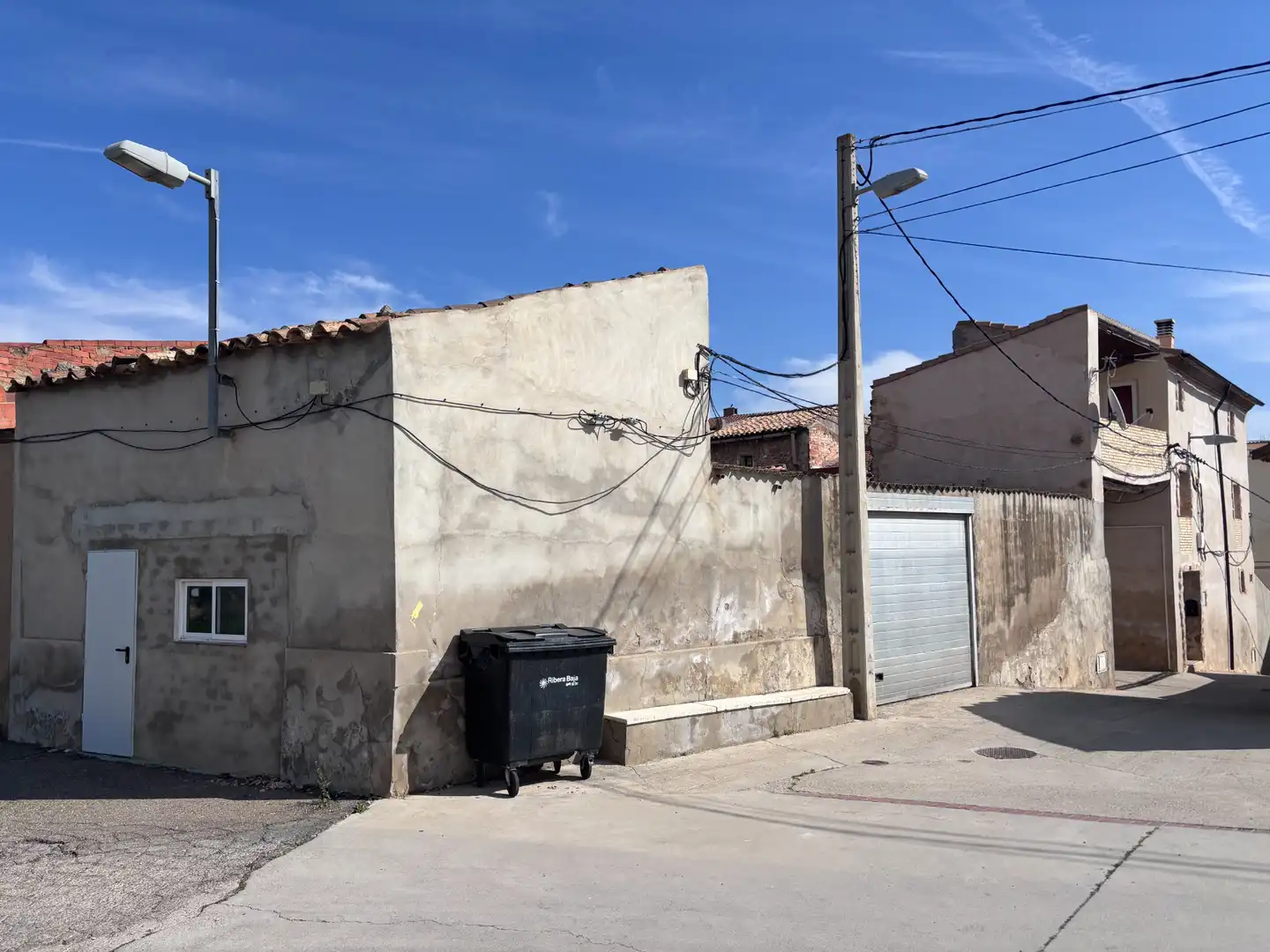 Vista exterior de Casa o chalet en venta en Escatrón con Terraza, Trastero y Amueblado