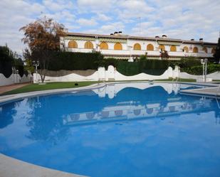 Piscina de Casa adosada en venda en Calafell amb Aire condicionat, Terrassa i Balcó