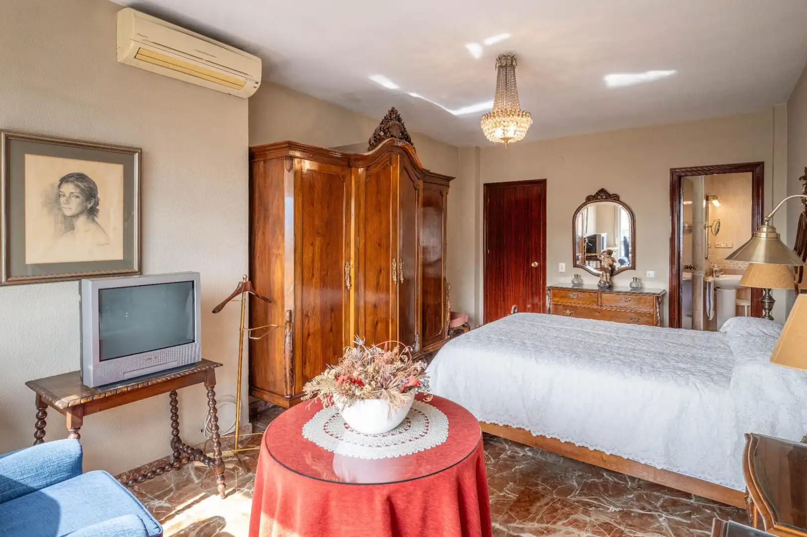 Habitación de Piso en venta en Granada con Terraza, Trastero y Balcón