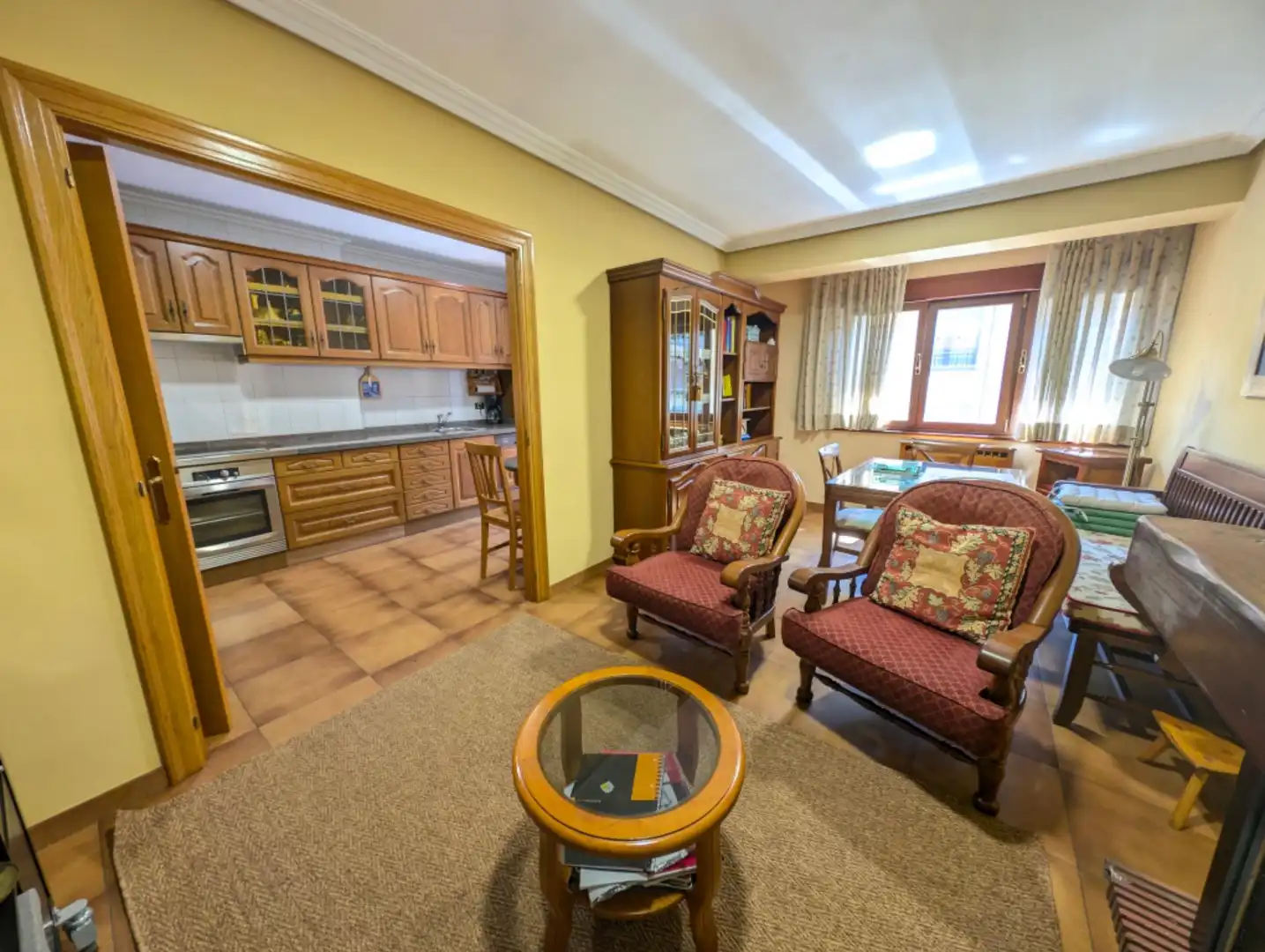 Sala d'estar de Casa o xalet en venda en Aller amb Calefacció, Jardí privat i Terrassa