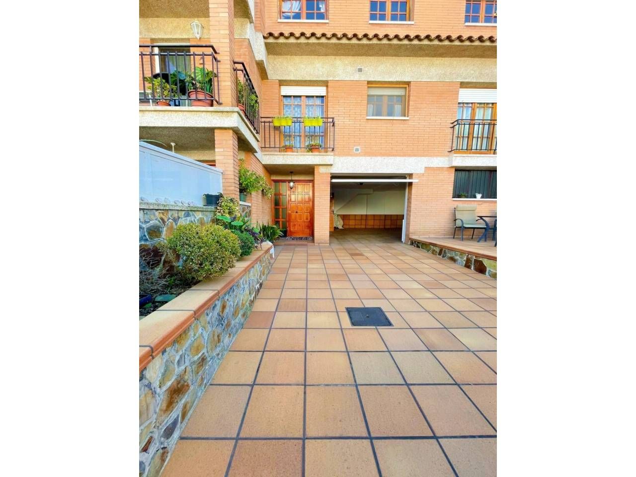 Exterior view of House or chalet for sale in Cerdanyola del Vallès  with Heating, Private garden and Terrace