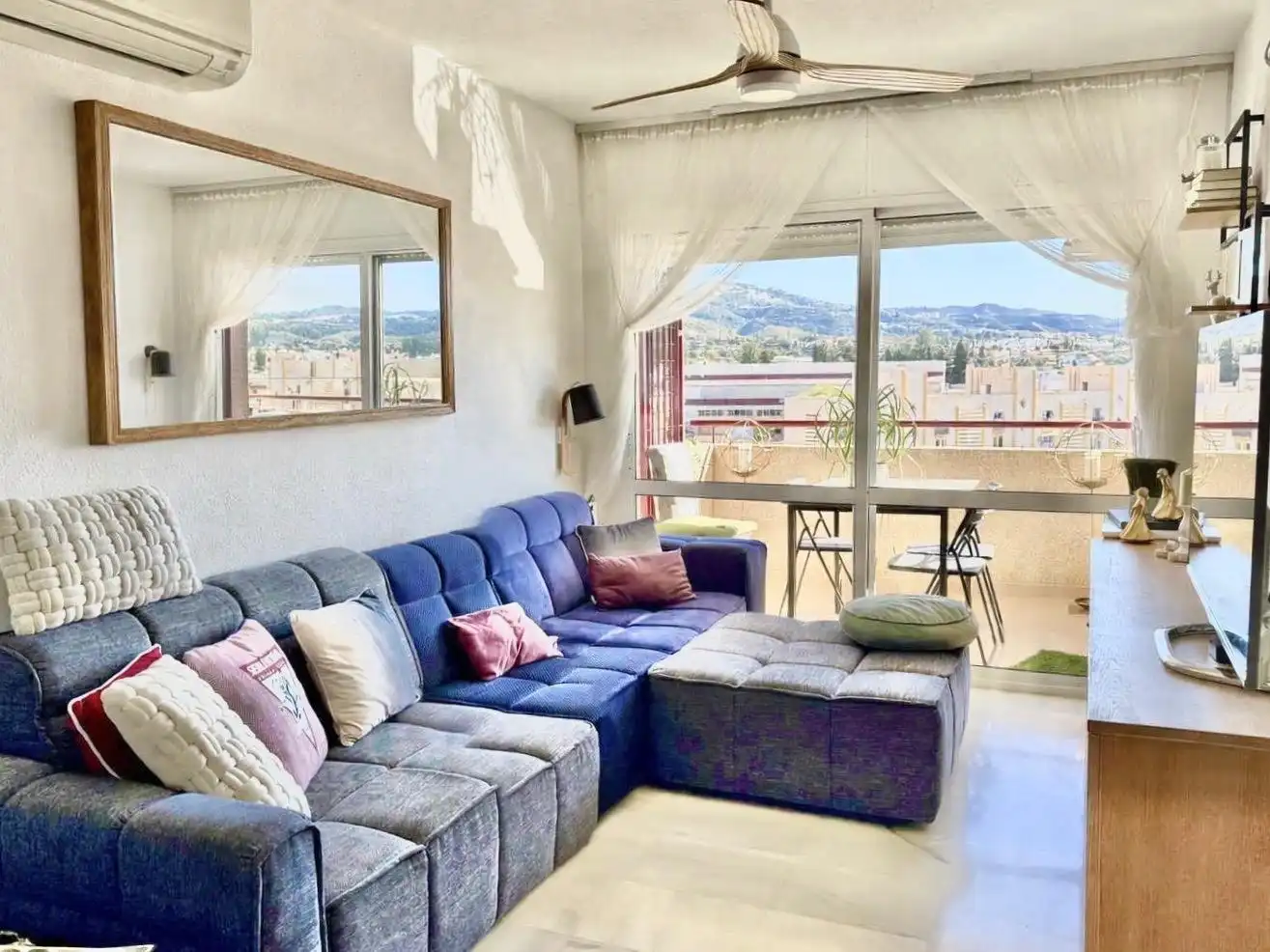 Sala d'estar de Pis en venda en Marbella amb Terrassa