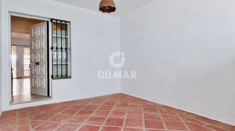 Foto 3 de Casa adosada en venta en Los Boliches, Fuengirola