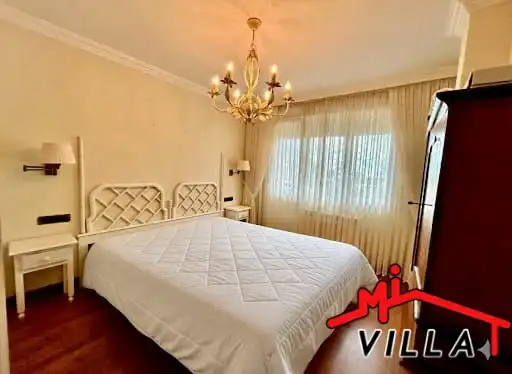 Schlafzimmer von Haus oder Chalet zum Verkauf in Laredo mit Heizung und Terrasse