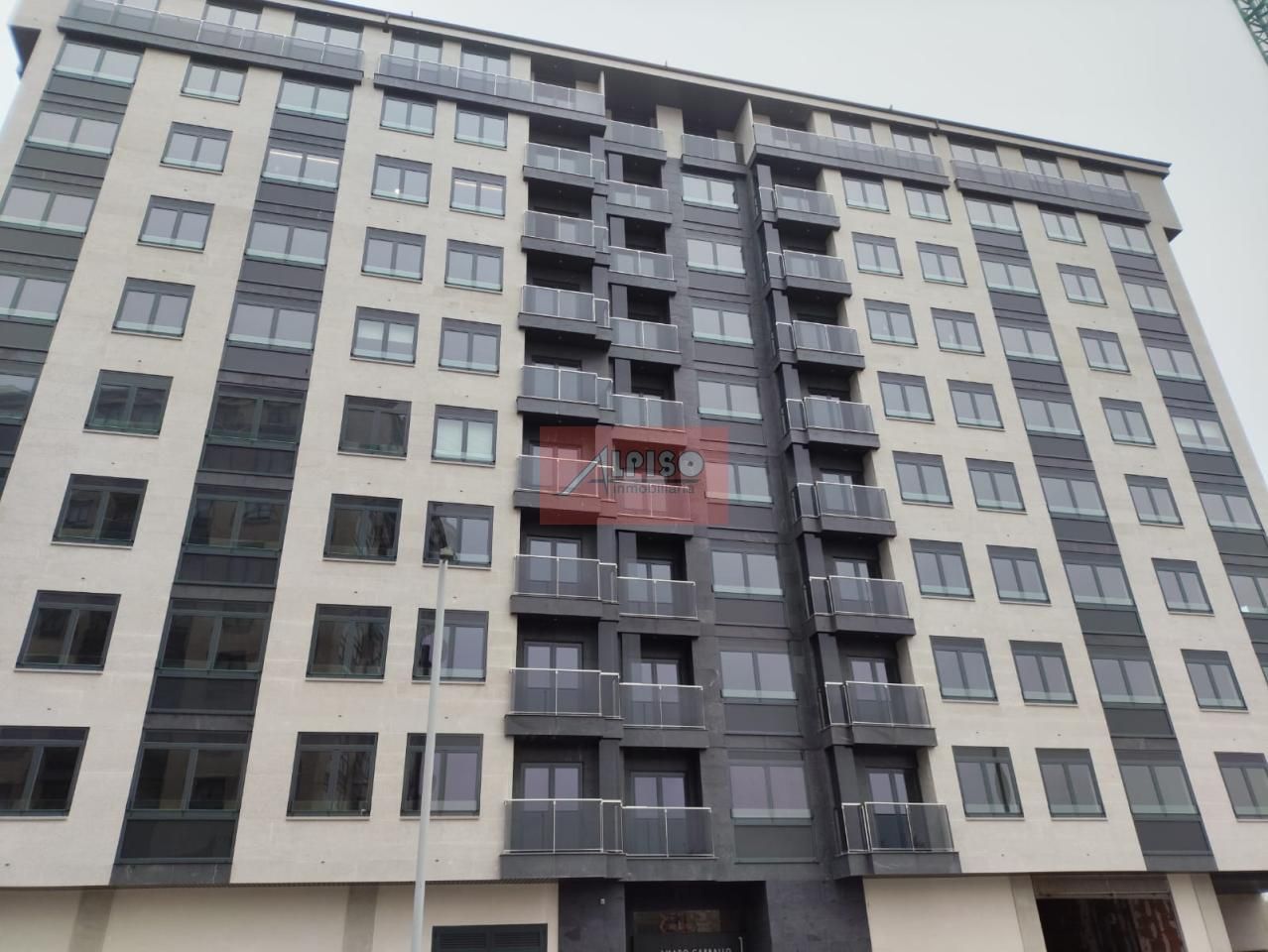Vista exterior de Pis en venda en Ourense Capital  amb Calefacció i Balcó