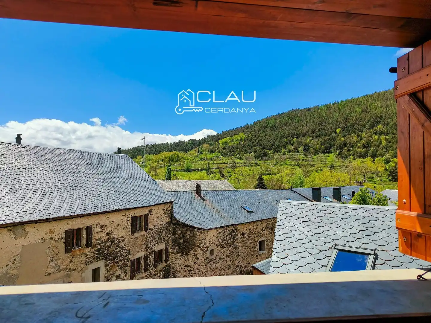 Terraza de Dúplex de alquiler en Latour - de - Carol con Calefacción, Parquet y Terraza