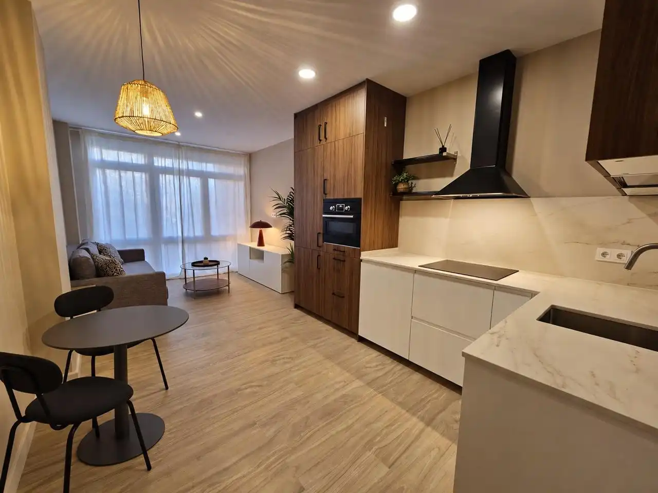 Cocina de Estudio de alquiler en Fuencarral - El Pardo