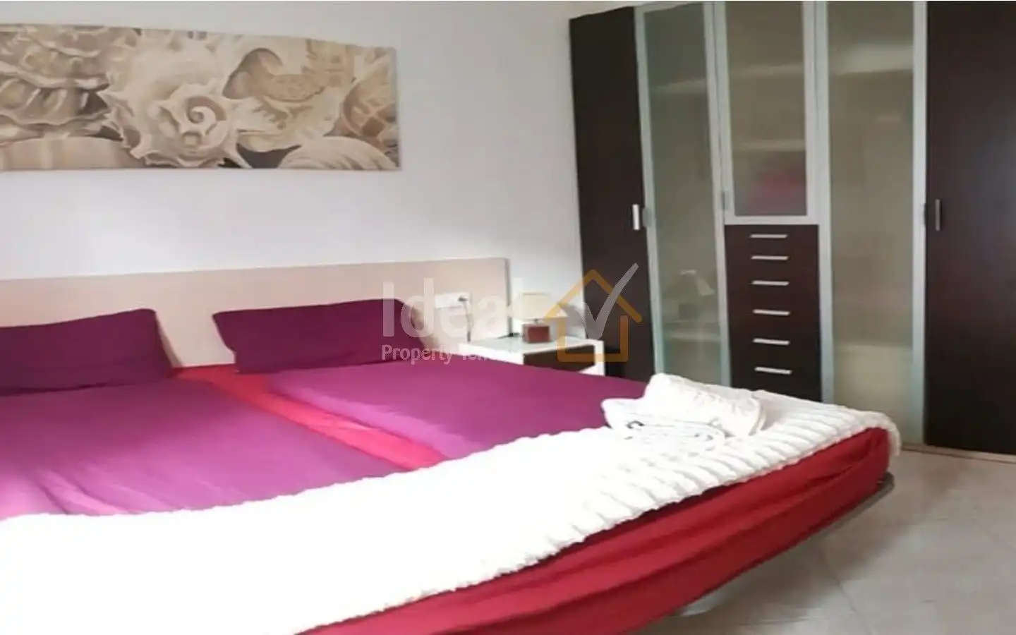 Dormitori de Casa o xalet en venda en Arona amb Jardí privat, Terrassa i Moblat