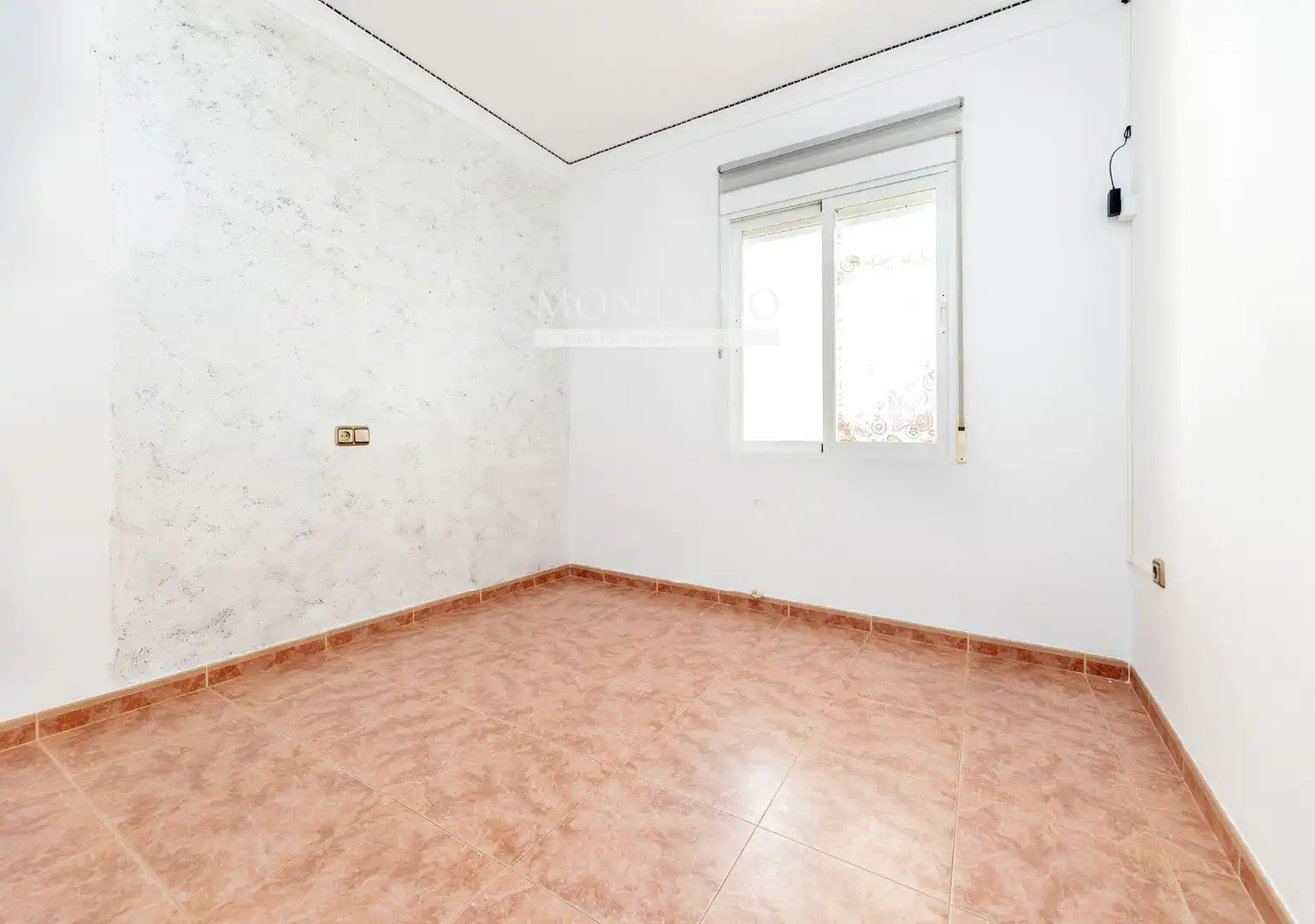 Habitación de Casa adosada en venta en Pinos Puente con Terraza y Trastero
