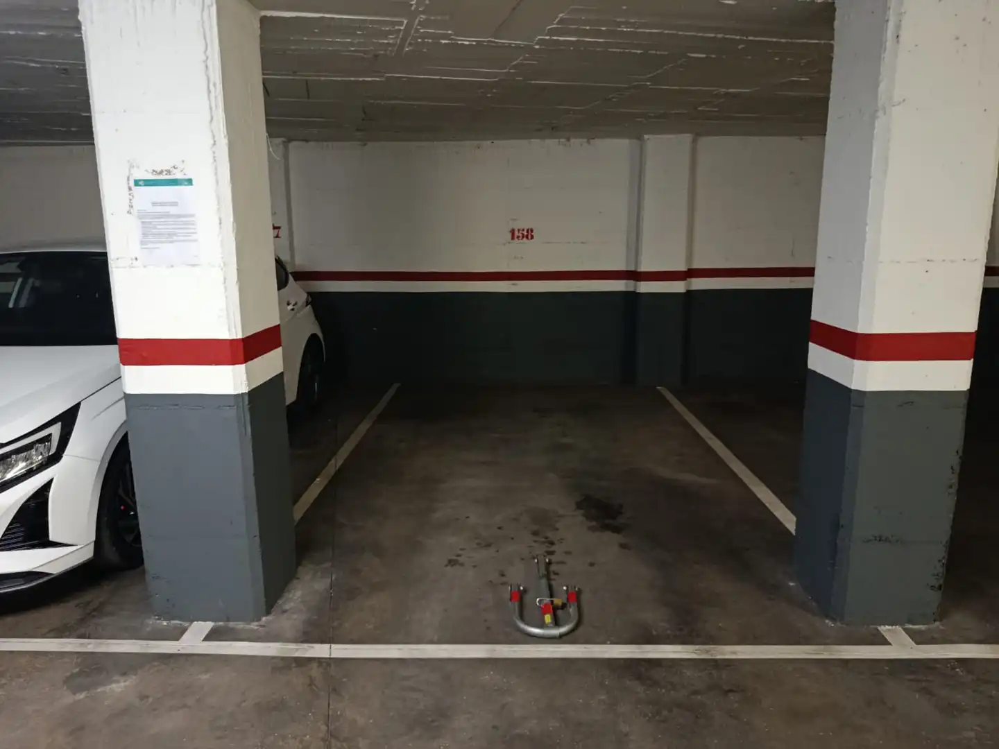 Garage zur Miete in Migdia, 45, Eixample Sud – Migdia