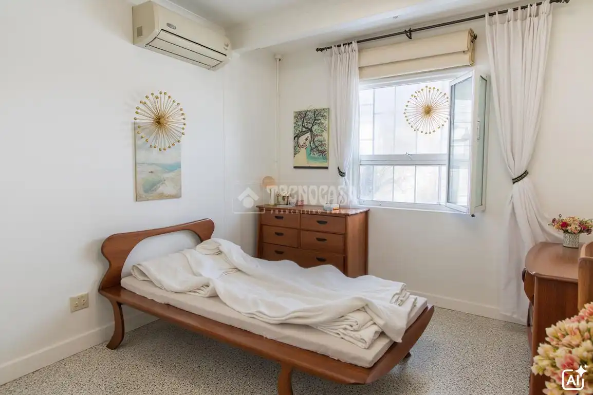Bedroom of Detached homes for sale in Sevilla  with Air Conditioner and Balcony