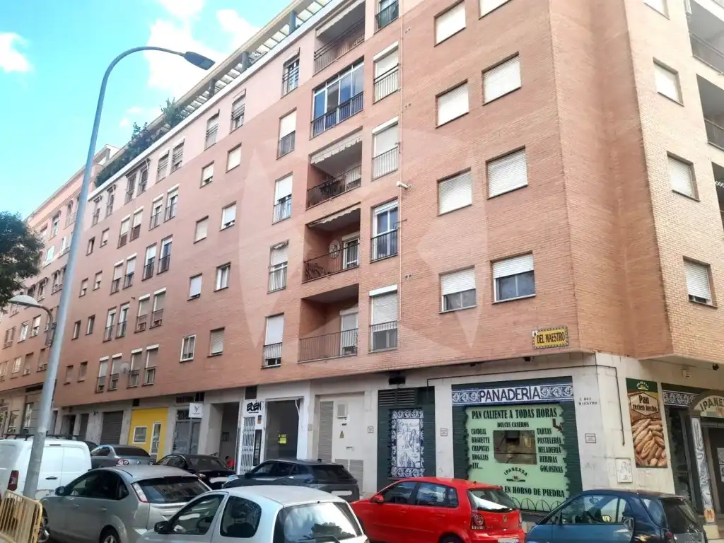 Außenansicht von Wohnung zur Miete in Pardaleras