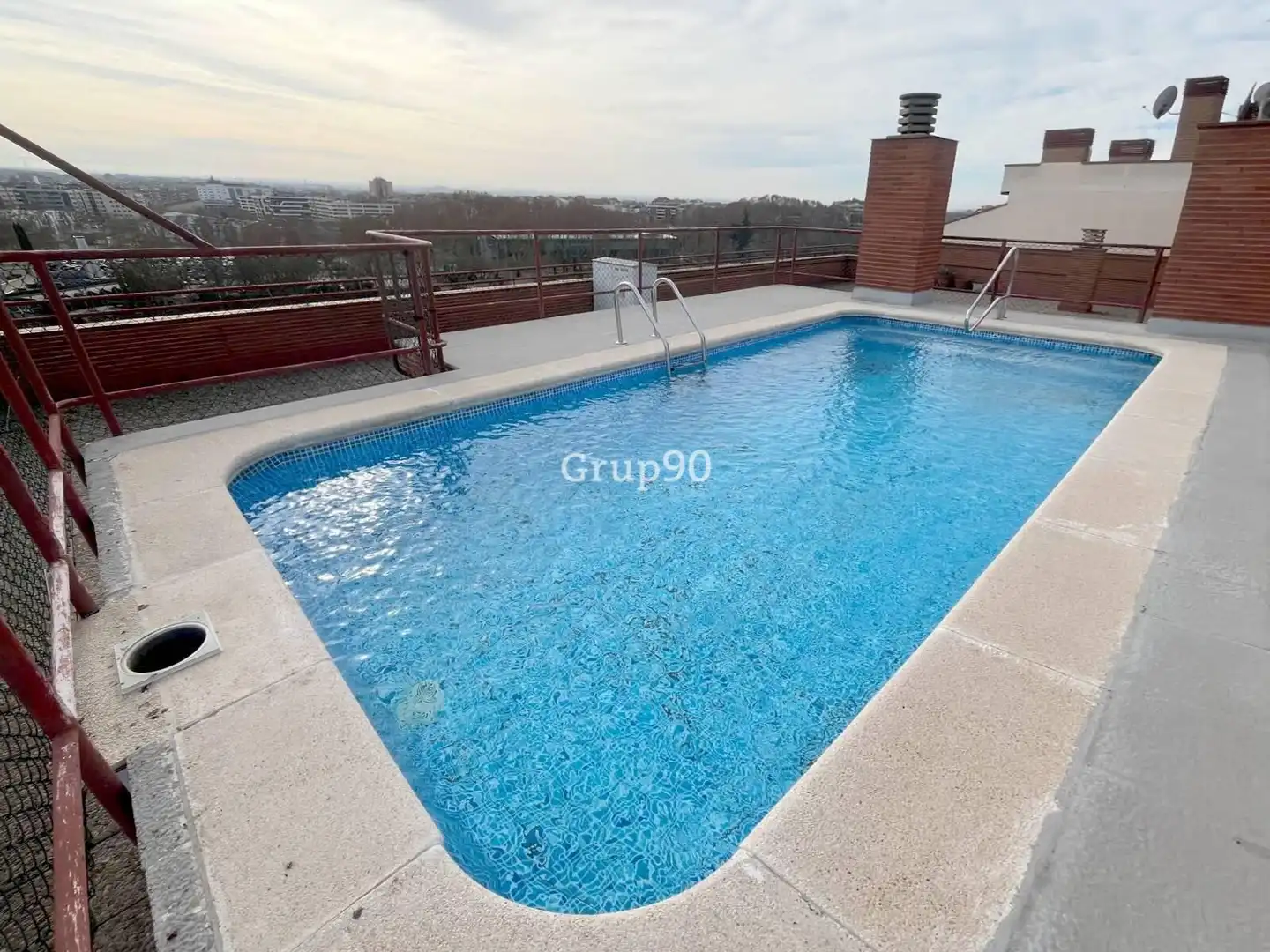 Piscina de Pis en venda en Lleida amb Calefacció, Traster i Balcó
