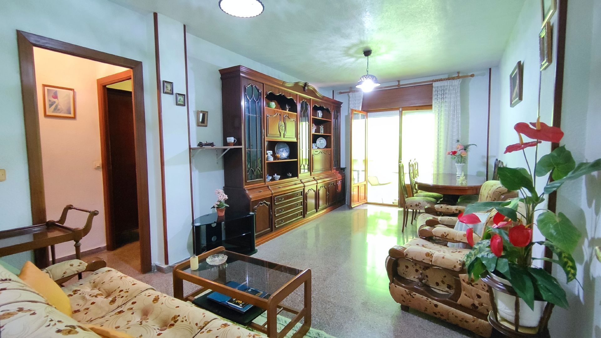 Sala de estar de Piso en venta en Alicante / Alacant con Trastero y Balcón