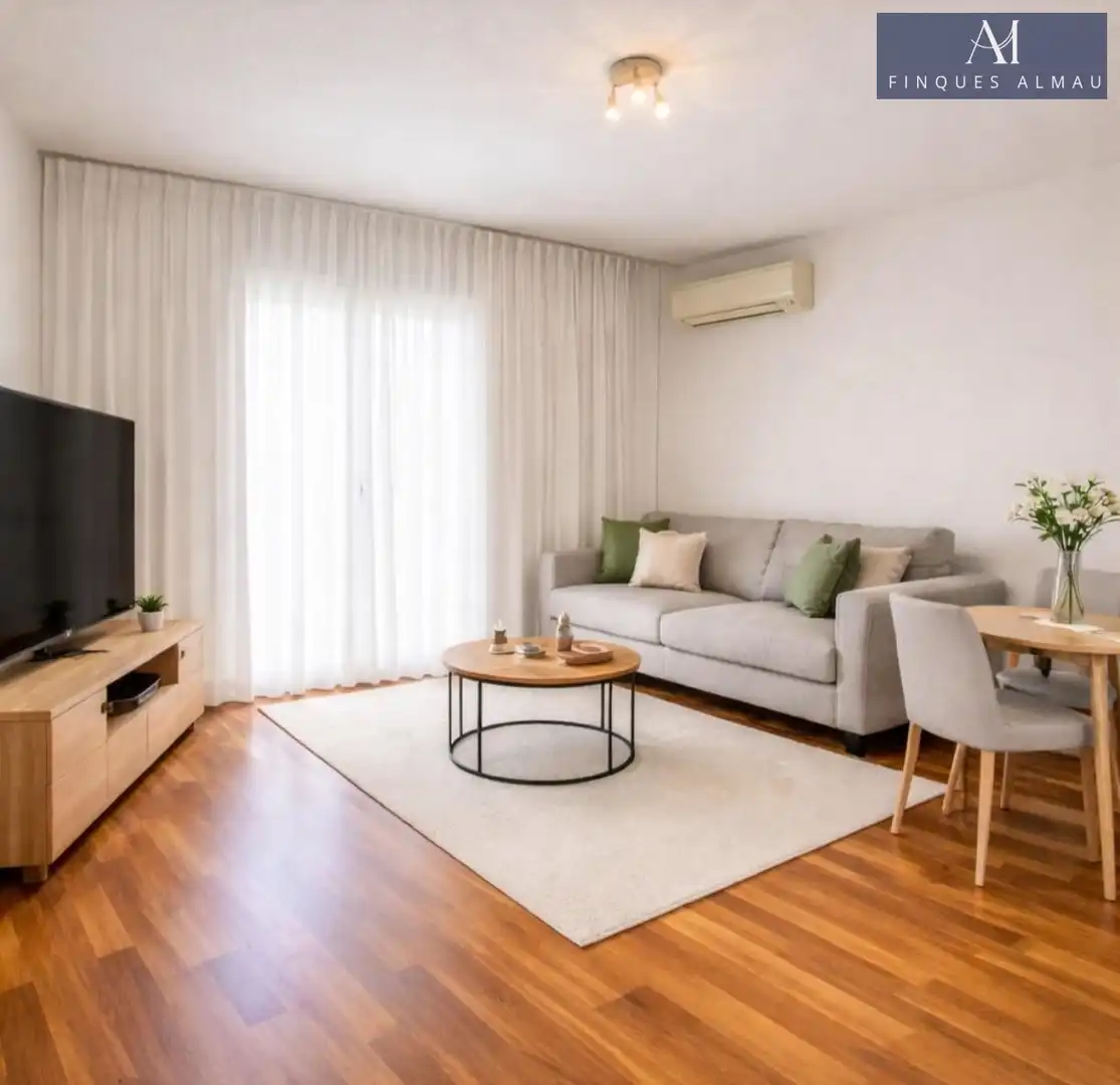 Sala de estar de Piso en venta en Barcelona con Aire acondicionado, Calefacción y Balcón