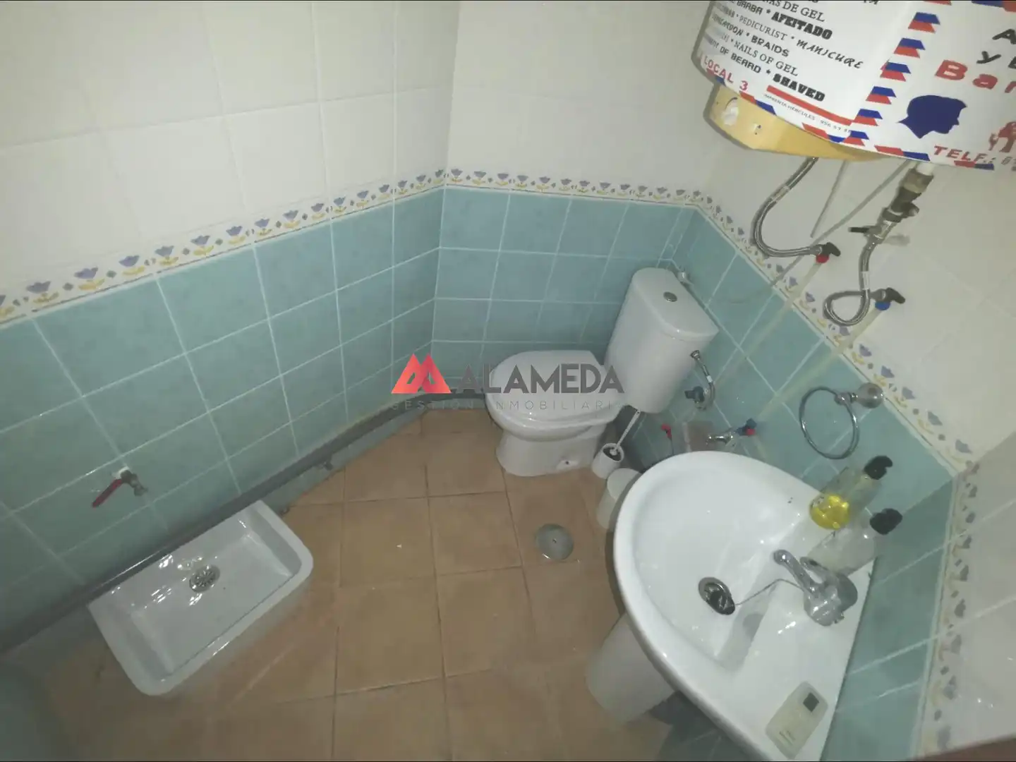 Bany de Local en venda en Chiclana de la Frontera amb Aire condicionat