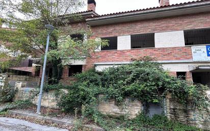 Vista exterior de Casa adosada en venda en Torrelles de Llobregat