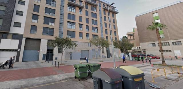 Garaje en Venta en Rio Adra en Ensanche - Río Júcar