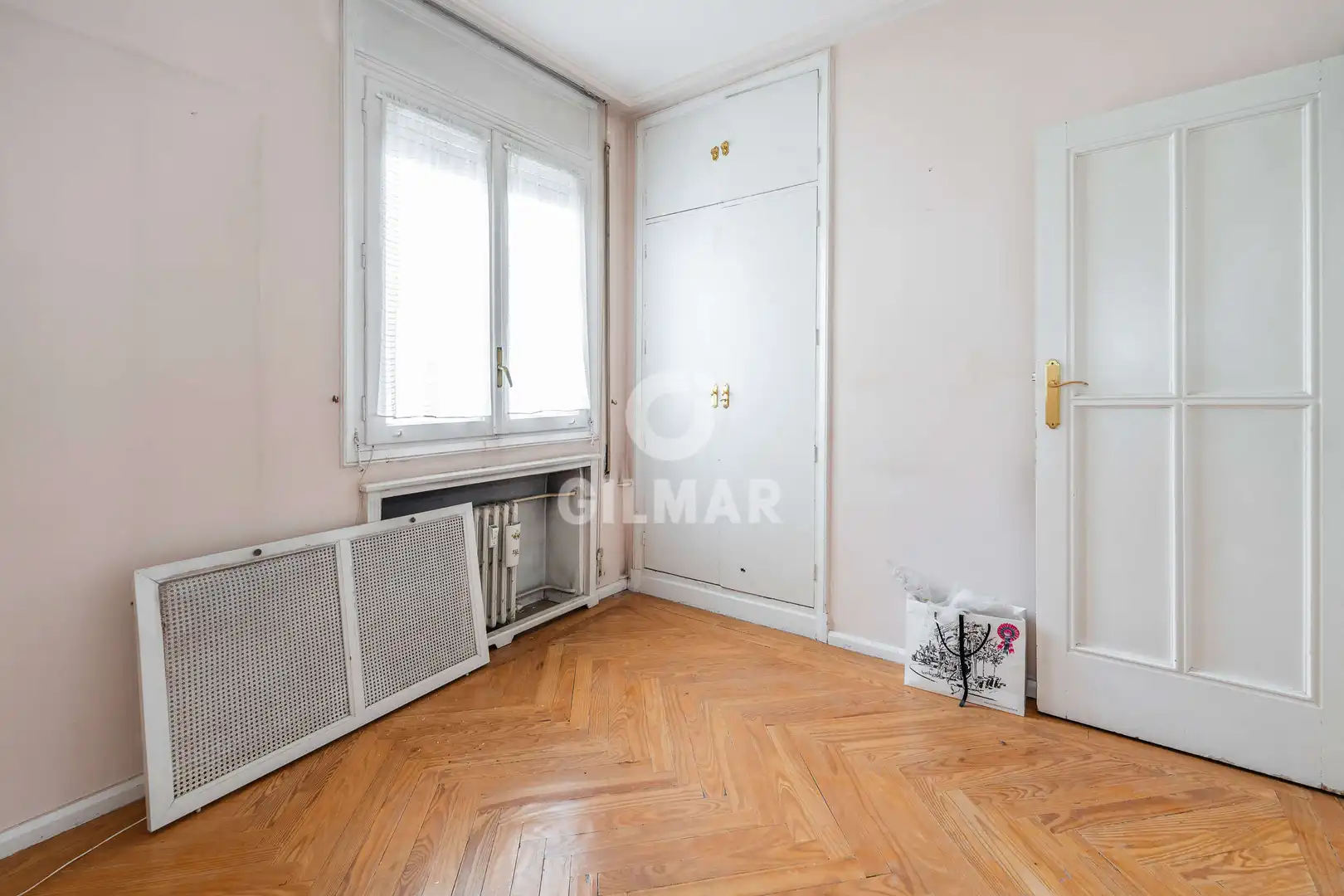 Bedroom of Flat for sale in Madrid  with Heating and Storage room