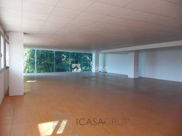 Oficina en Alquiler en CERDANYOLA en Roquetes - Can Magí