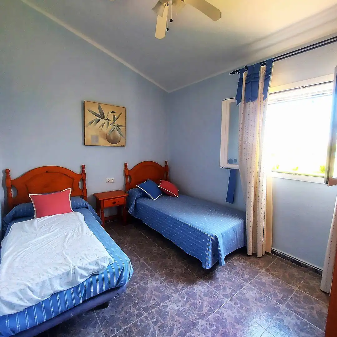 Habitación de Casa adosada en venta en Almonte con Terraza, Trastero y Balcón
