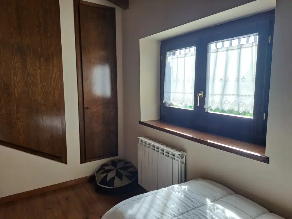 Bedroom of Detached homes for rent in Fontanals de Cerdanya  with Heating, Private garden and Parquet flooring