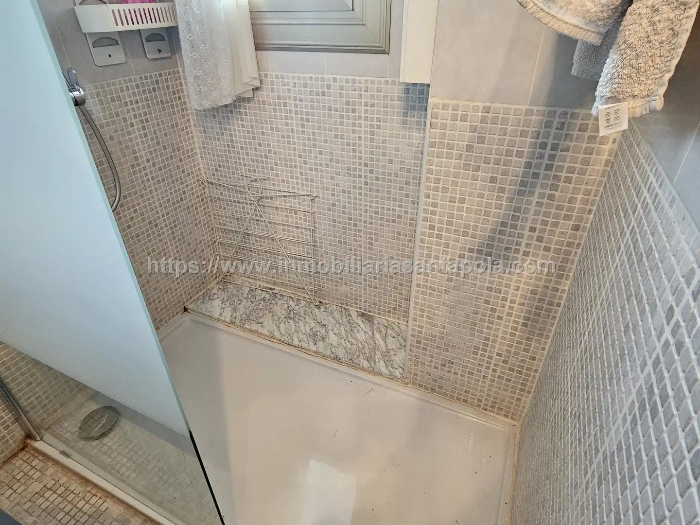 Baño de Piso en venta en Santa Pola con Aire acondicionado, Piscina y Amueblado