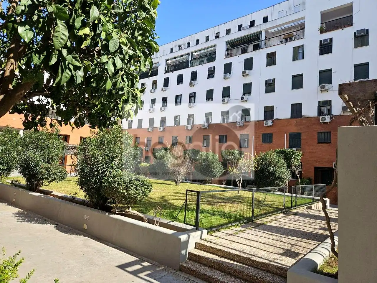Duplexes for rent in Pino Montano - Consolación