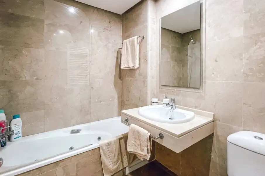 Appartamento con piscina in vendita a La Duquesa, imagen 10