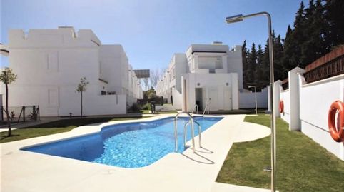 Foto 2 de Casa adosada en venda a Urbanizacion Alameda-naranjos Marbella, La Dama de Noche - La Alzambra, Marbella