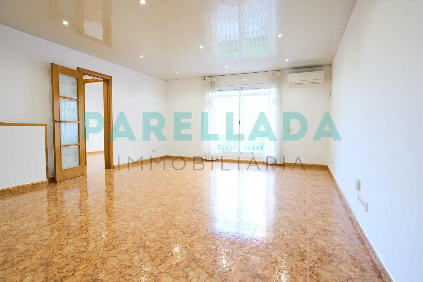 Living room of Flat for sale in Badalona