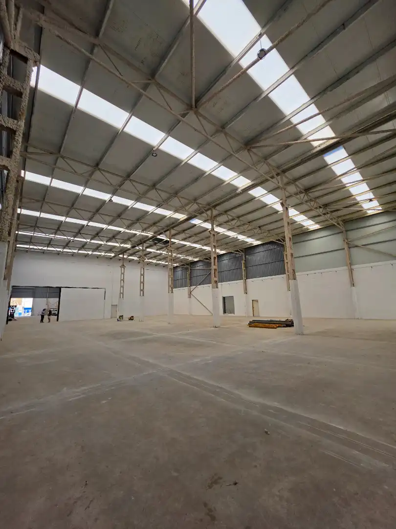 Nau industrial de lloguer a Carrer de Girona, imagen 4